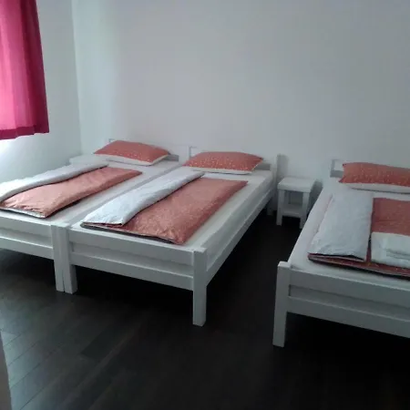 Apartman Minja شقة
