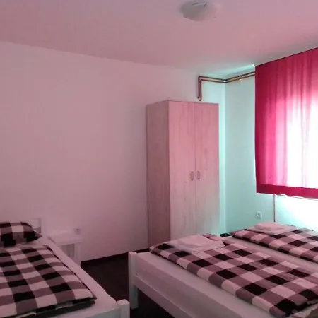 شقة Apartman Minja بال